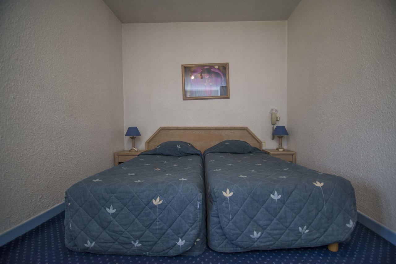 Hotel De La Poste Douvaine Ngoại thất bức ảnh